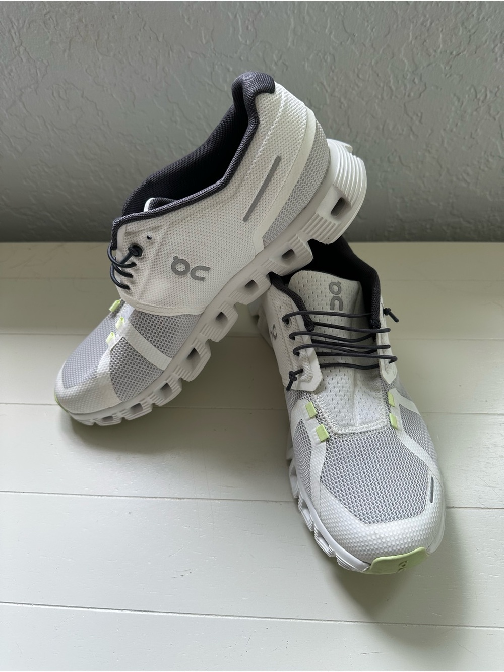 On Cloud 5 Push Running,  White, Grey, Lime Women's Running Sneakers Sz 9